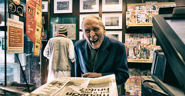 Carbon-Newsstand-on